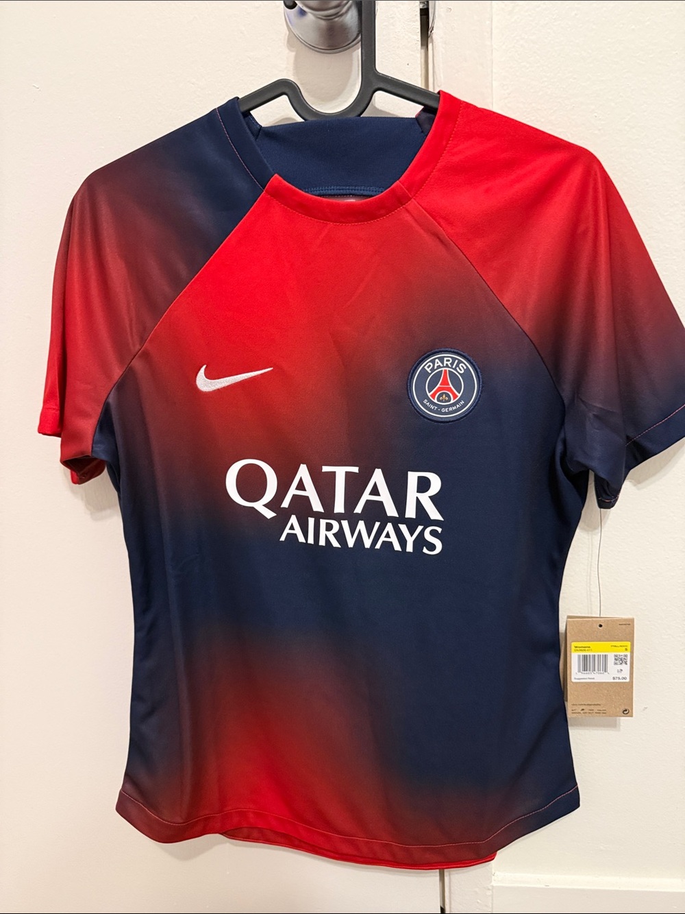 Nike Women’s PSG Gradient Red and Navy Soccer Jersey